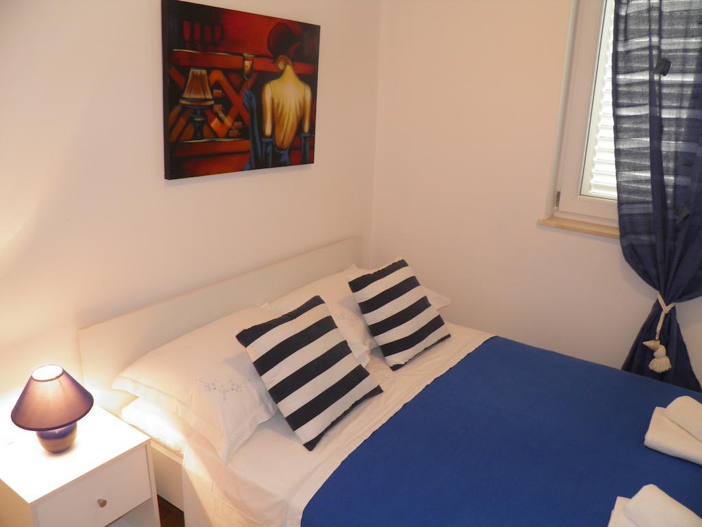 Apartments Perla Dinjiska Room photo