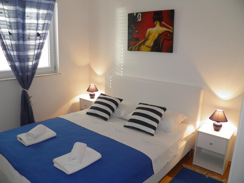 Apartments Perla Dinjiska Room photo