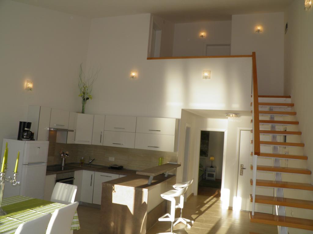 Apartments Perla Dinjiska Exterior photo